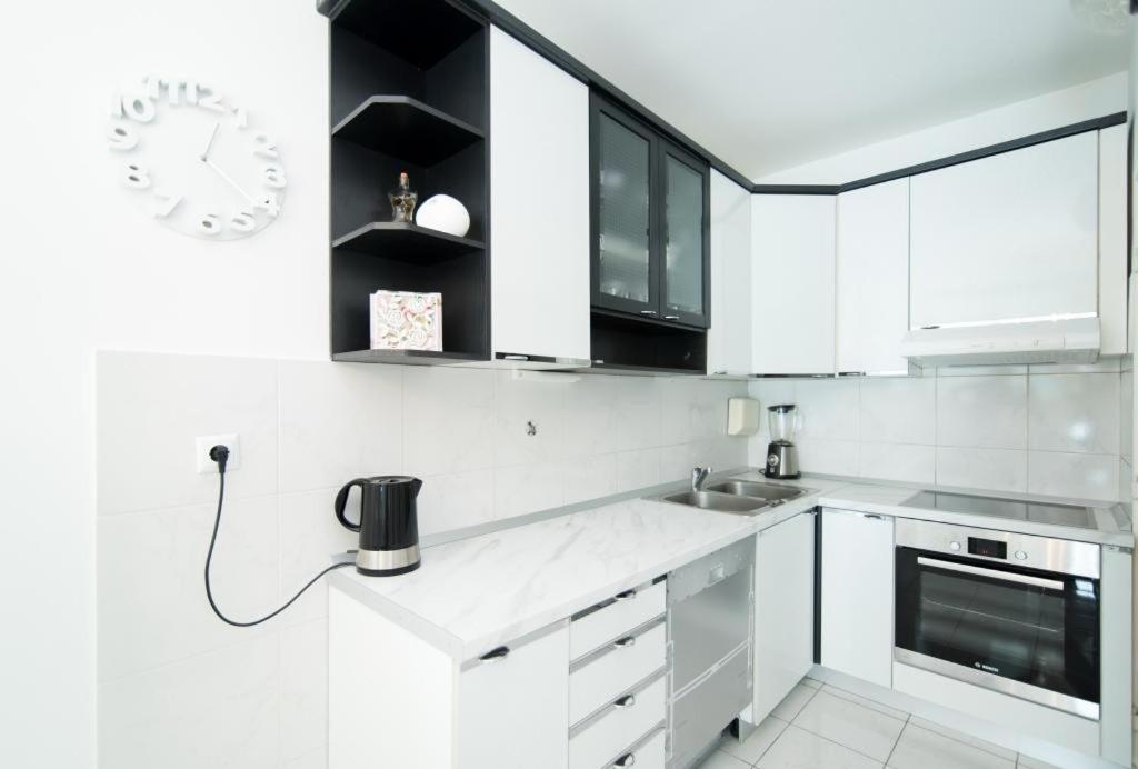 Apartment Anteo สปลิท ภายนอก รูปภาพ