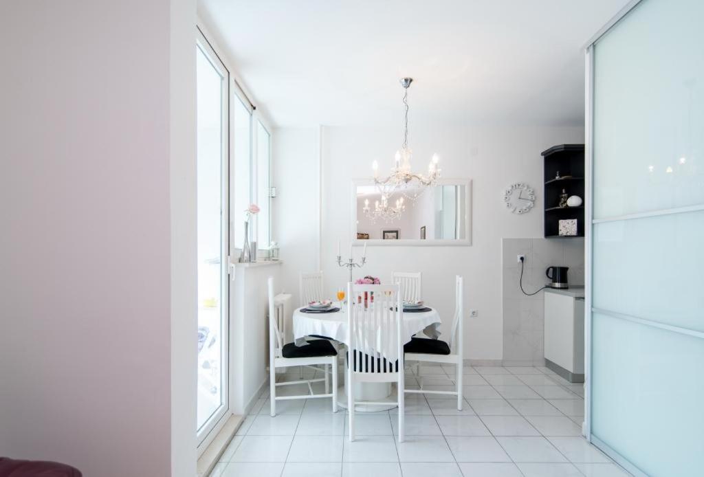 Apartment Anteo สปลิท ภายนอก รูปภาพ