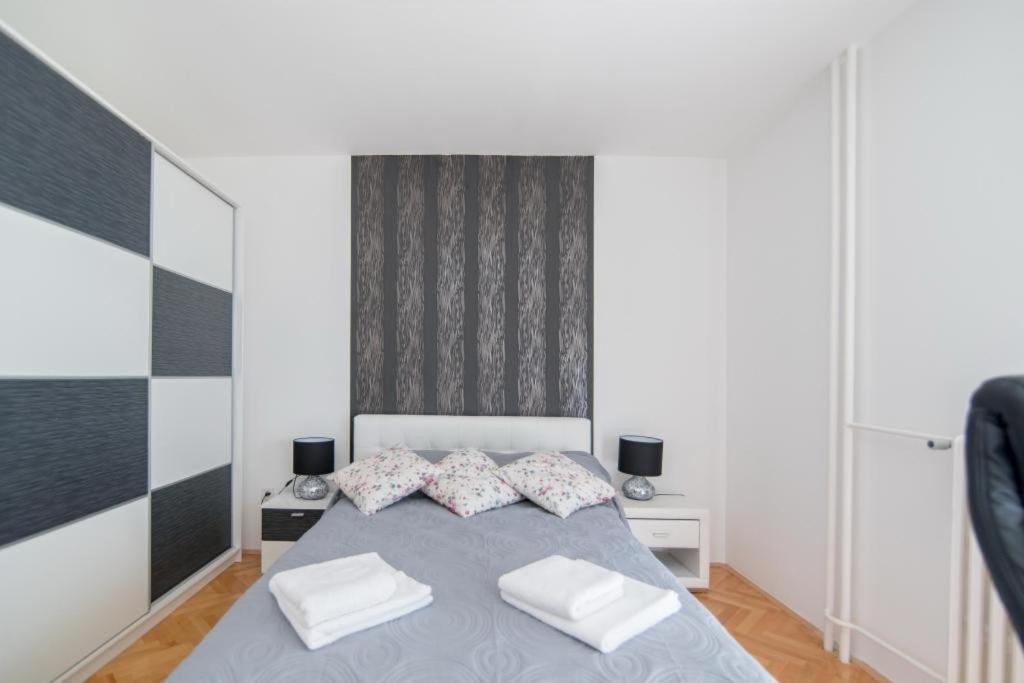 Apartment Anteo สปลิท ภายนอก รูปภาพ